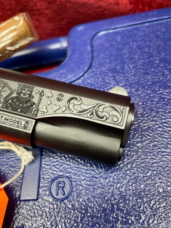 NIB Colt 1911 Government. Breathtaking Engraved (the Gambler)!-img-8