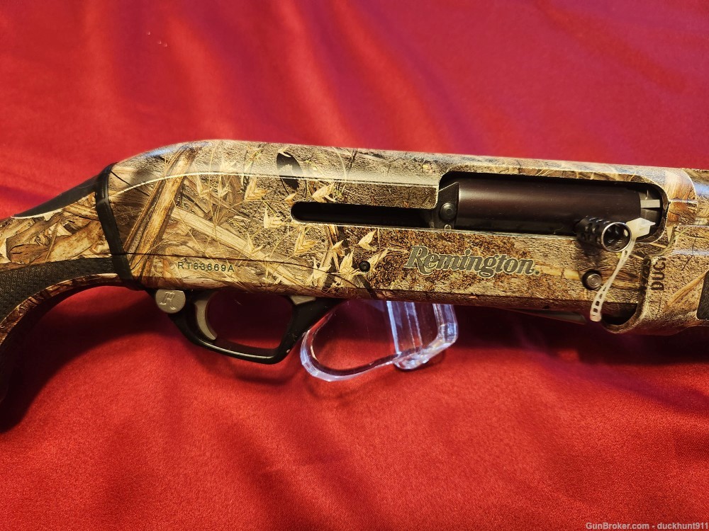 Remington Versa Max Shotgun.  12 gauge.  3.5". 28" barrel.-img-1