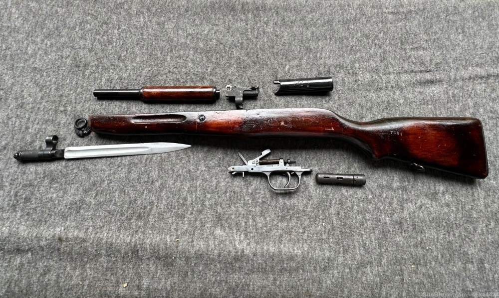 Russian SKS 1945 Parts Kit-7.62x39-Bayonet-Stock-Trigger Guard-Etc-img-0
