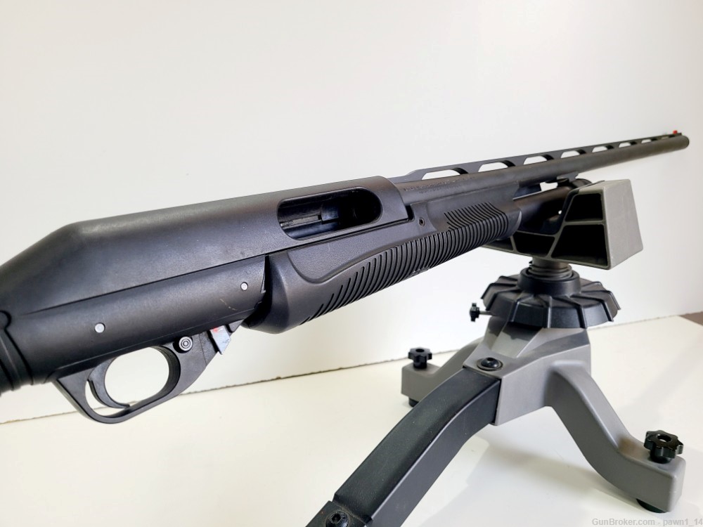 Benelli Nova 12GA pump action shotgun-img-3