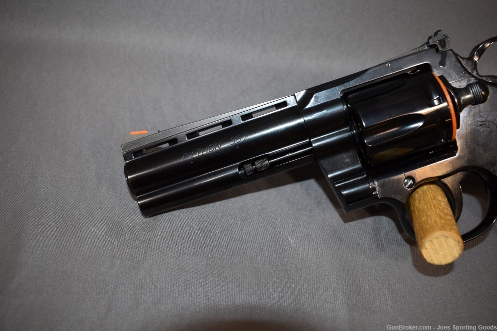 NiB - Blued Colt Python 4.25"- .357 Magnum Revolver w/ Factory Case-img-2