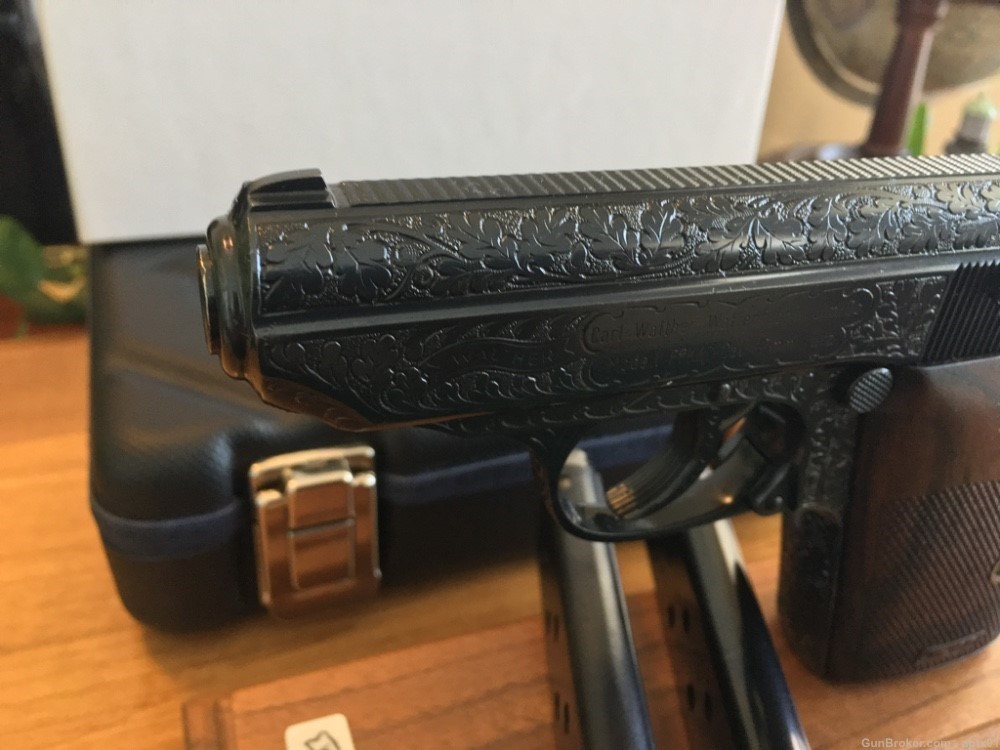 Walther PPK/s Factory Engraved with Presentation Case-img-5