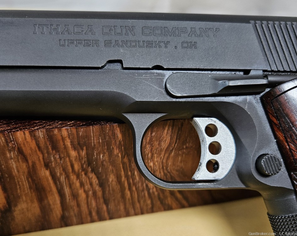 Ithaca M1911A1 Hand-Fit-img-4