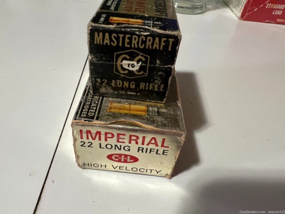 2 full 22  long rifle old hardware store boxes Imperial and Mastercraft-img-2