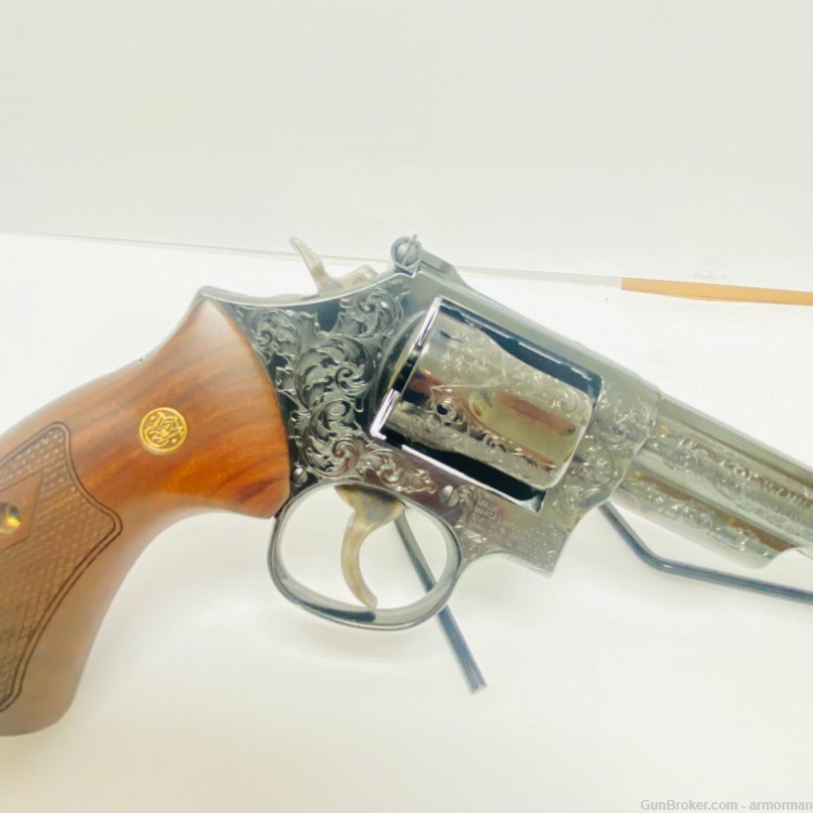 SMITH & WESSON MODEL 19 357 MAG ENGRAVED 1 OF 20 MADE BEAUTIFUL RARE NEW!-img-1