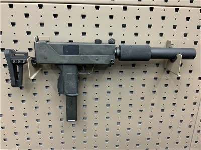  Transferable Mac10A1A  Machinegun gun with GLS silencer .
