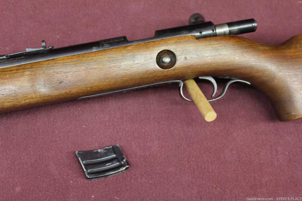 Vintage 1946 Winchester 75 Target .22 Rifle with 1 Magazine-img-8