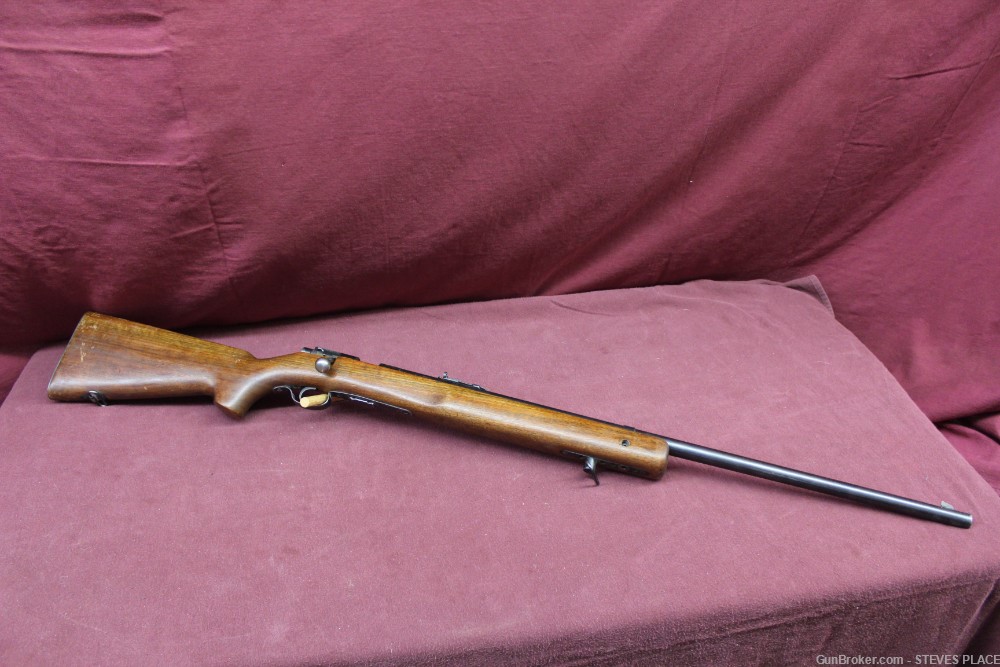 Vintage 1946 Winchester 75 Target .22 Rifle with 1 Magazine-img-1