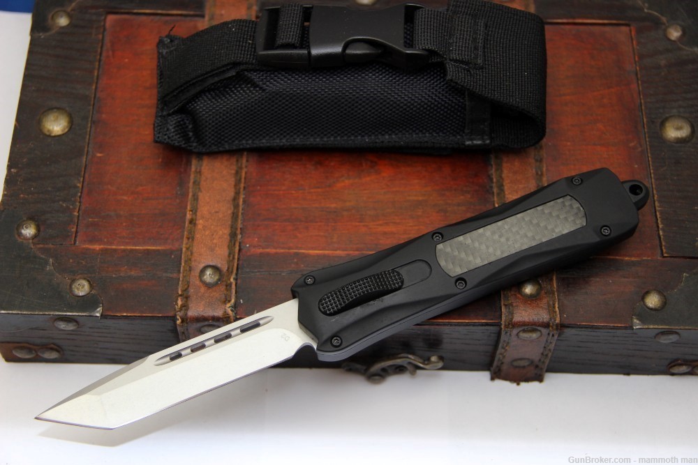 Tactical Automatic knife Carbon fiber Inlay Stone washed D2 blade-img-0