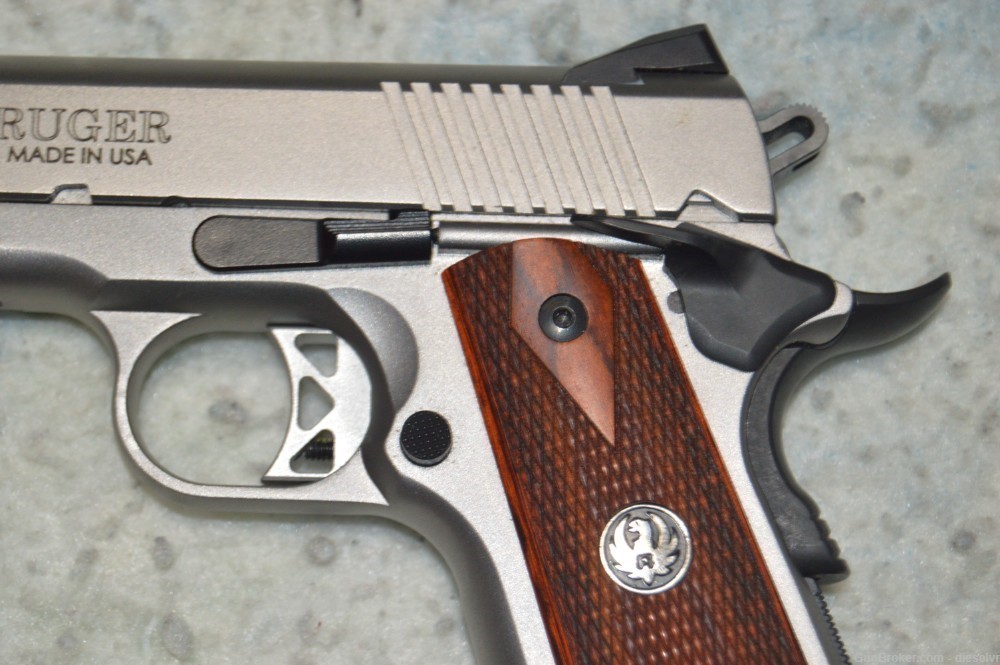 NIB Ruger SR1911 5" Government 45 ACP Stainless Wood Grips -img-7