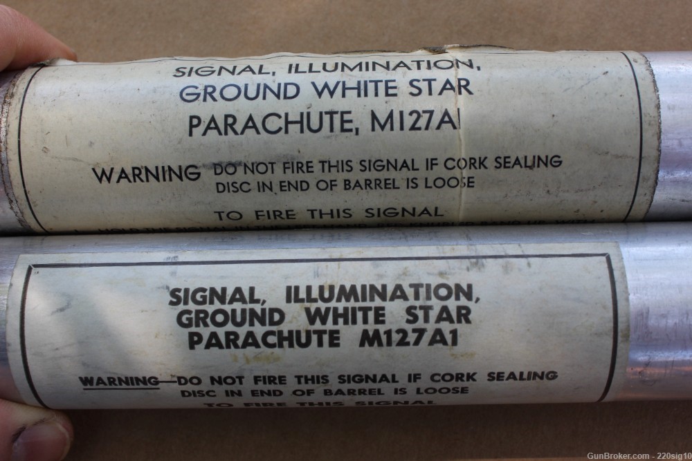 RARE Vietnam Parachute Flare White Star 127A1 And Others Lot Of 8 With Can-img-17