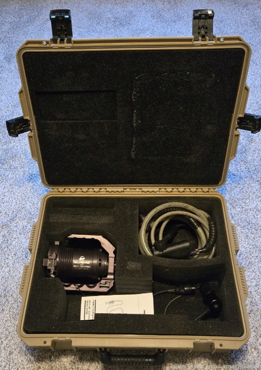 SUREFIRE HELLFIGHTER Weapon, HID, Search, Spot Light - Case & Cables-img-8