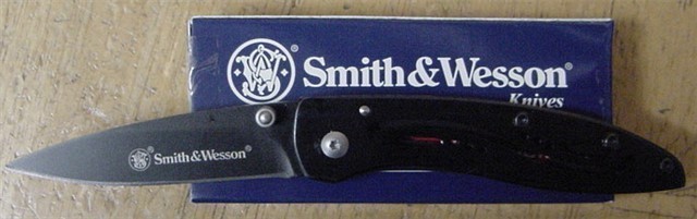 Smith & Wesson Little Pal SWLPB-img-0