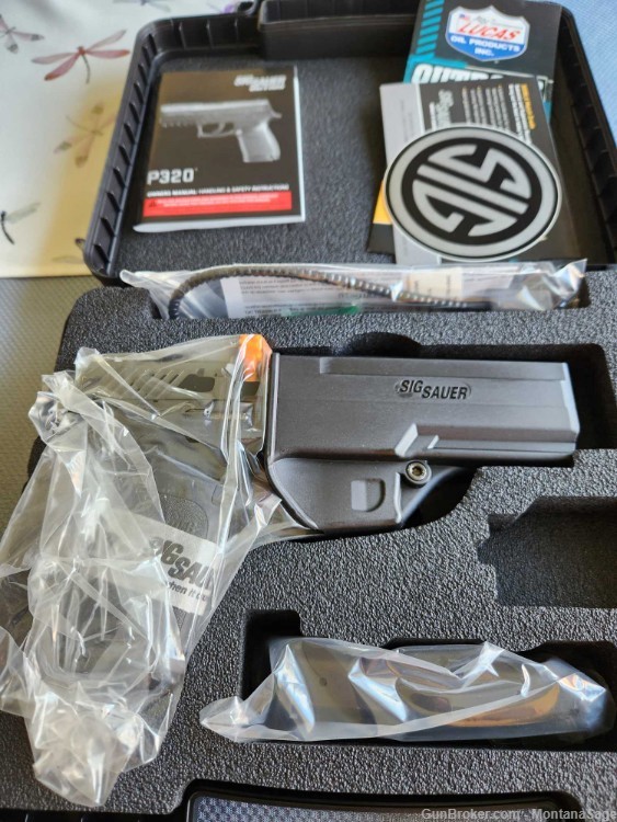 As NEW SIG P320 Compact - 9mm, Blued-img-1