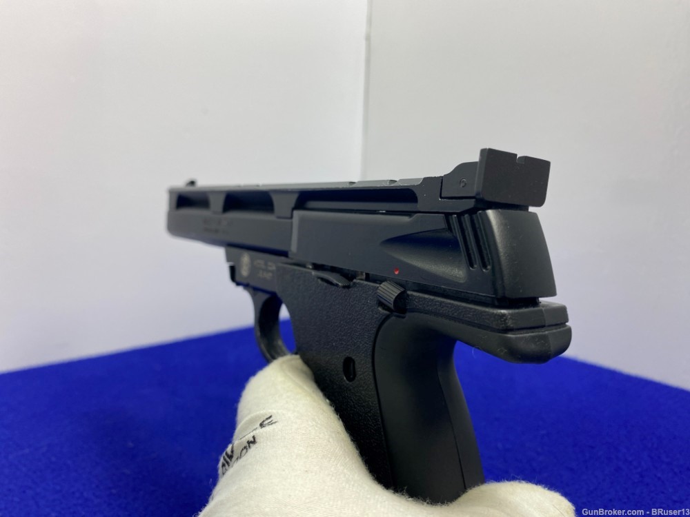 Smith Wesson 22A-1 .22LR Black 5.5" *GREAT LIGHTWEIGHT PLINKING PISTOL*-img-27