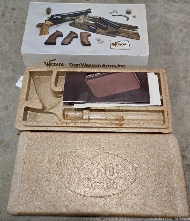 Dan Wesson 15-2 357mag 4 inch barrel-img-12