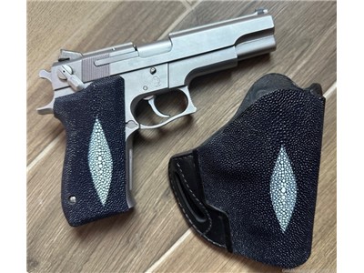Blue Stingray Pancake Holster and Grips Set for Smith and Wesson 4506