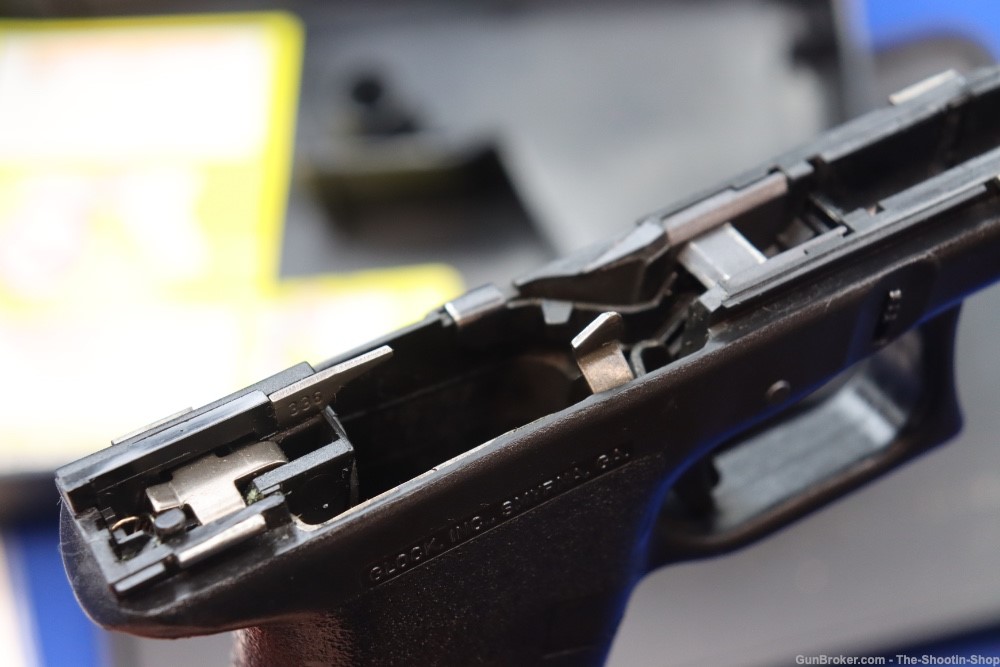 Glock Model G17L GEN1 Pistol G17 LONG SLIDE GEN 1 OCT 1988 9MM 6" Ported-img-36