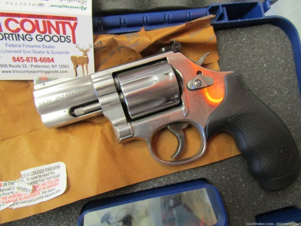 Smith & Wesson 164192 Model 686 Plus 357 Mag or 38 Spl +P Stainless Steel-img-1