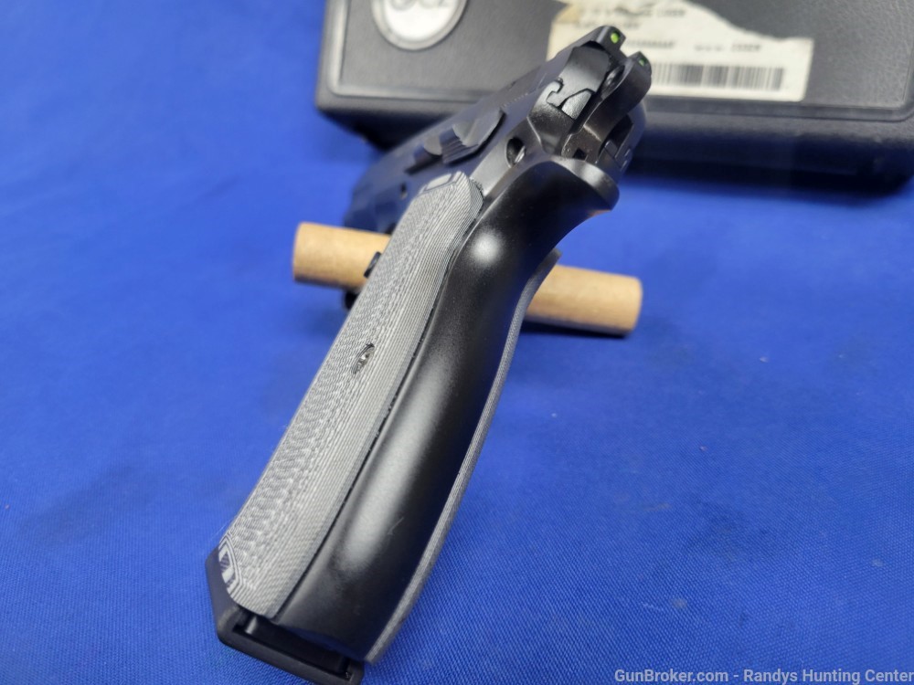 CZ 75 B Semi-Auto 9mm Pistol w/ Box & 3 Mags-img-10