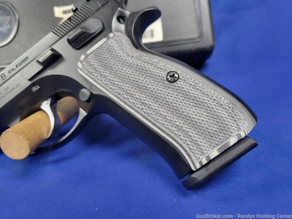 CZ 75 B Semi-Auto 9mm Pistol w/ Box & 3 Mags-img-8