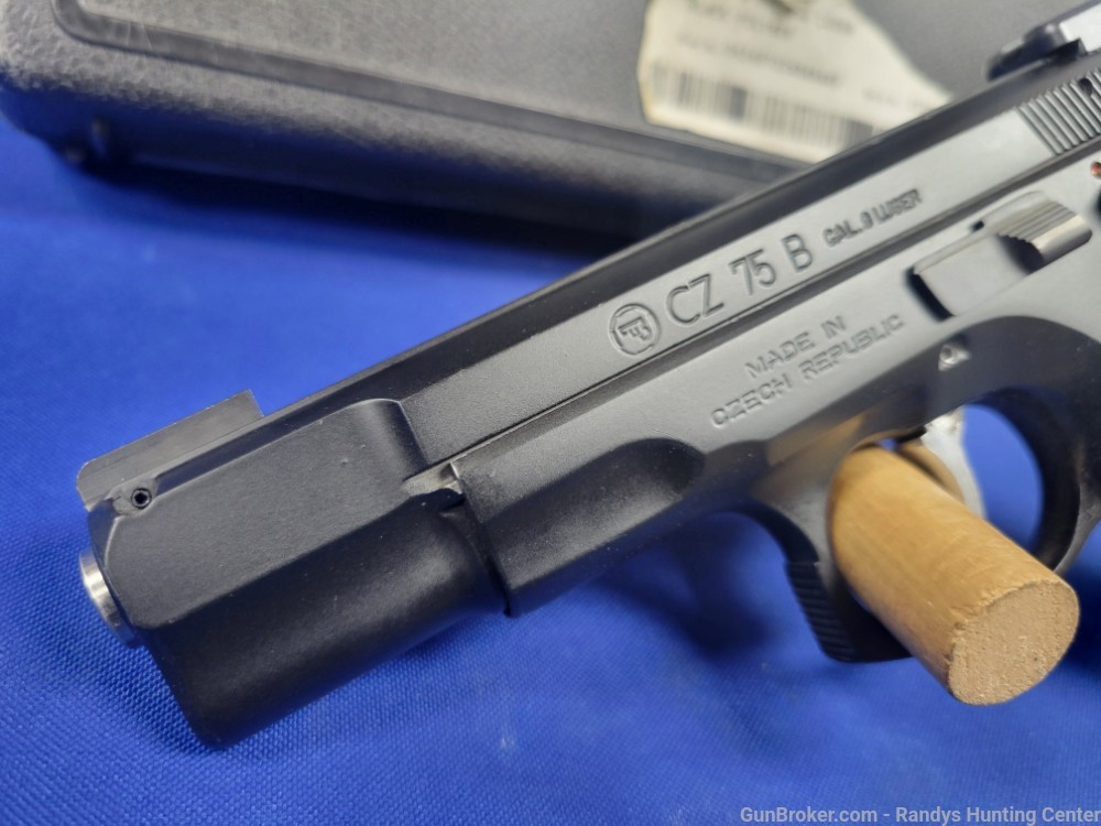 CZ 75 B Semi-Auto 9mm Pistol w/ Box & 3 Mags-img-6