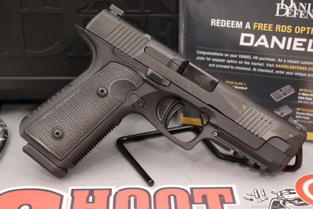 Daniel Defense H9 9mm 4.28" w/ Case - 15rds --img-1
