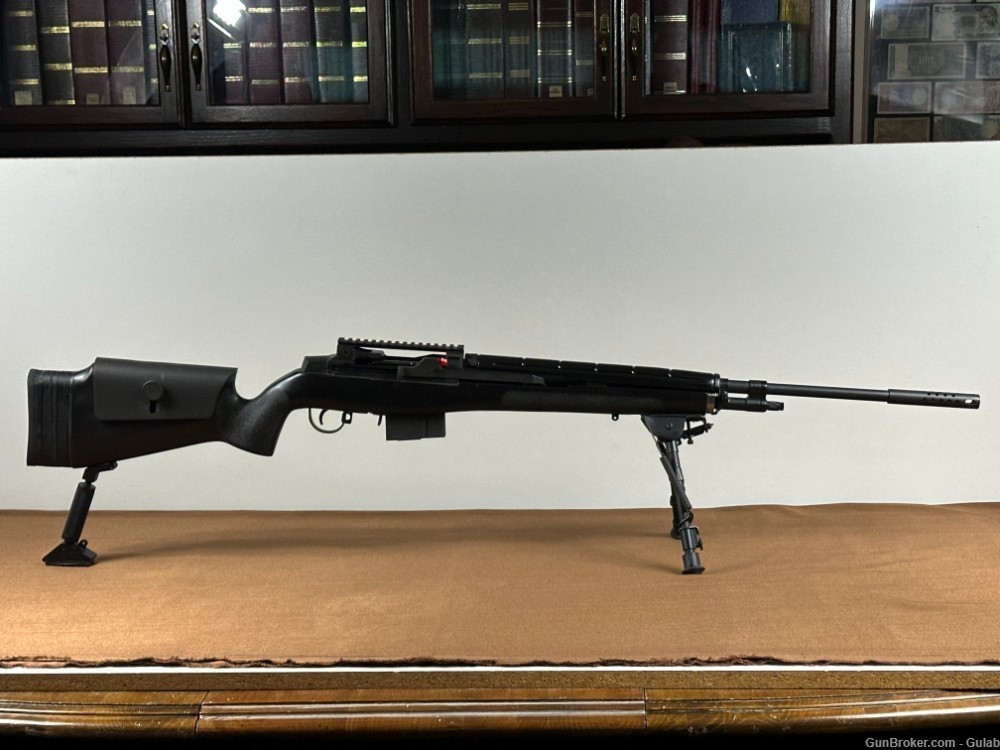 This Springfield Armory M25 rifle is dedicated to Sergeant Carlos Hathcock -img-1