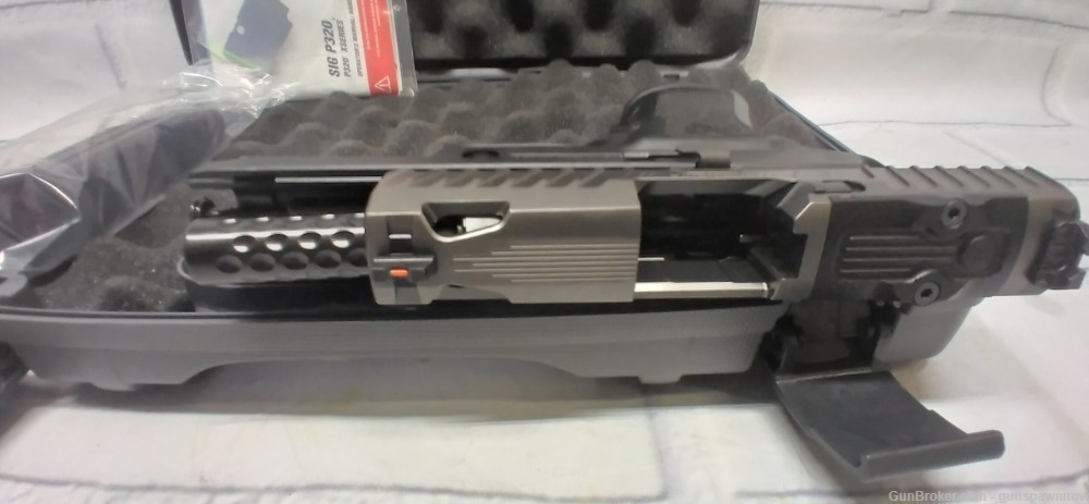 SIG SAUER /ZEV Z320 XCOMPACT OCTANE 9mm SEMI AUTO PISTOL W/Hard case 2Mags-img-4