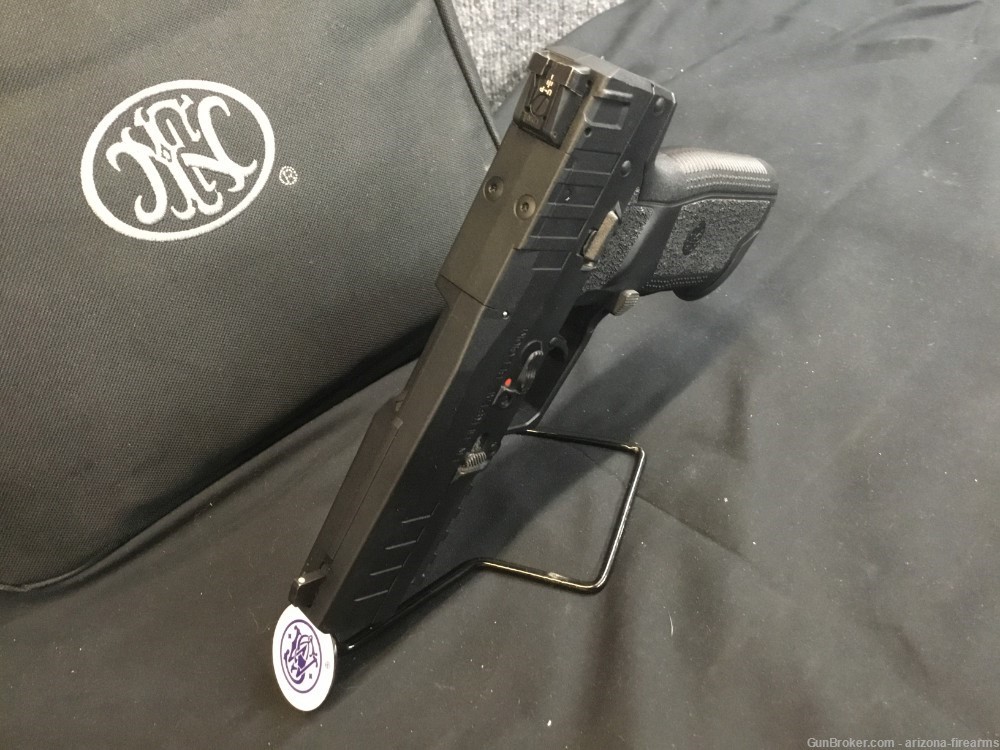 FN Five Seven 5.7x28 Semi Auto Pistol Soft Case 2-7Round Mag-img-5