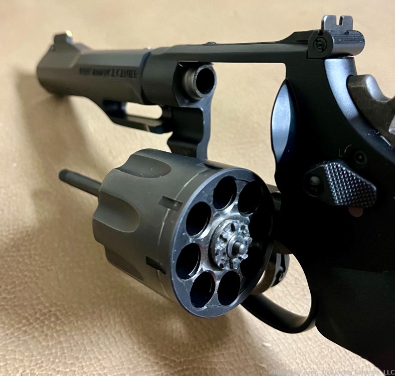 SMITH & WESSON 327 TRR8 PERFORMANCE CENTER-img-5