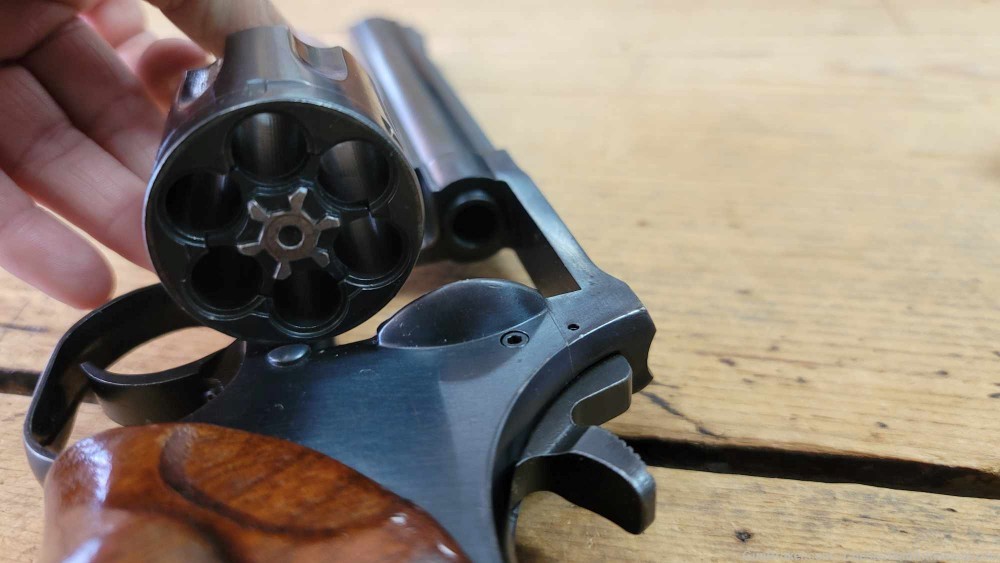 Dan Wesson Model W8 357Magnum 6 inch Revolver 15-img-14