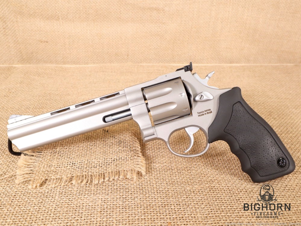 Taurus Model 608, 6.5", .357 mag 8-Shot Revolver, Ported Barrel NEW IN BOX-img-2