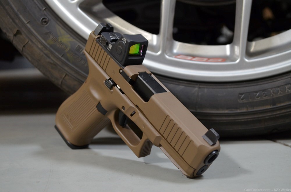 Glock 45 MOS Trijicon RMRcc Supp HT NS Adj X-Werks Glock FDE-img-3