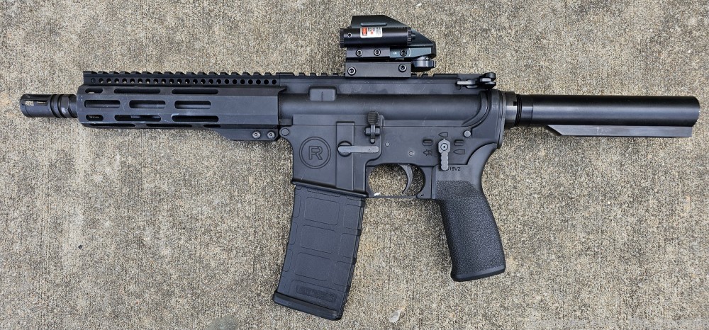Radical Firearms RF-15 AR Pistol 300 BO 7.5" Bbl w/ Red Dot Laser Combo-img-1