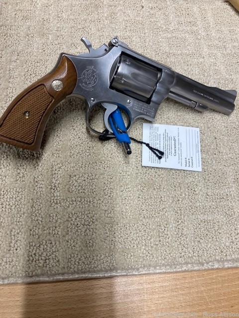 Smith & Wesson model 67 38 special-img-1