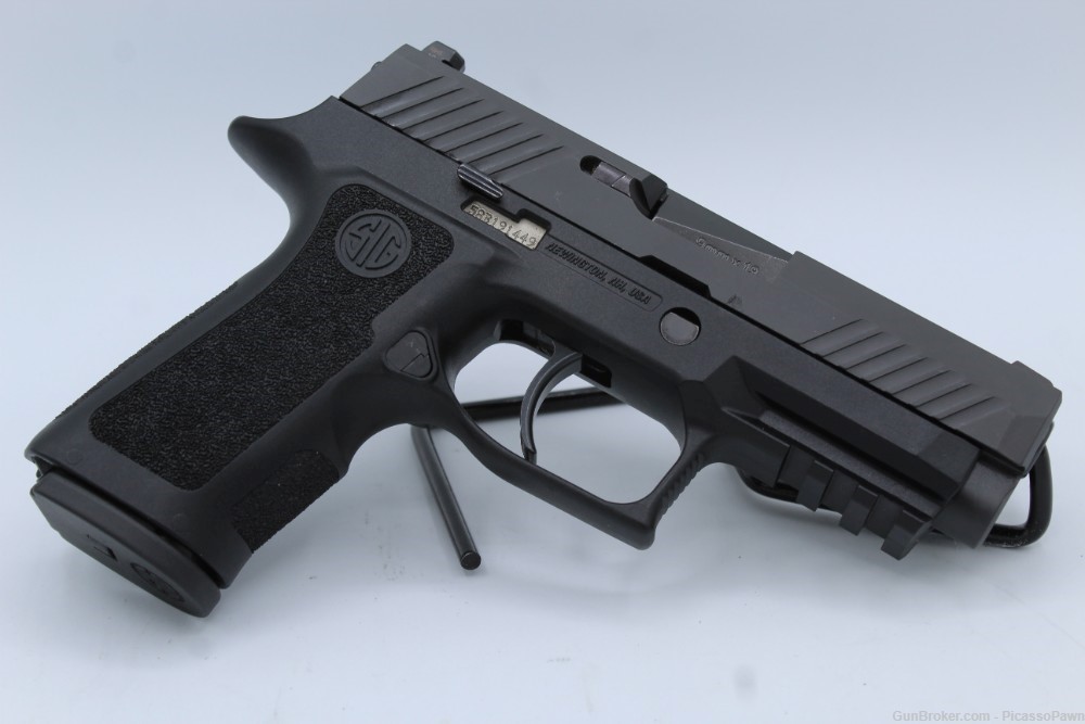 SIG SAUER P320 X-COMPACT 9MM WITH ONE 15 ROUND MAGAZINE -img-1