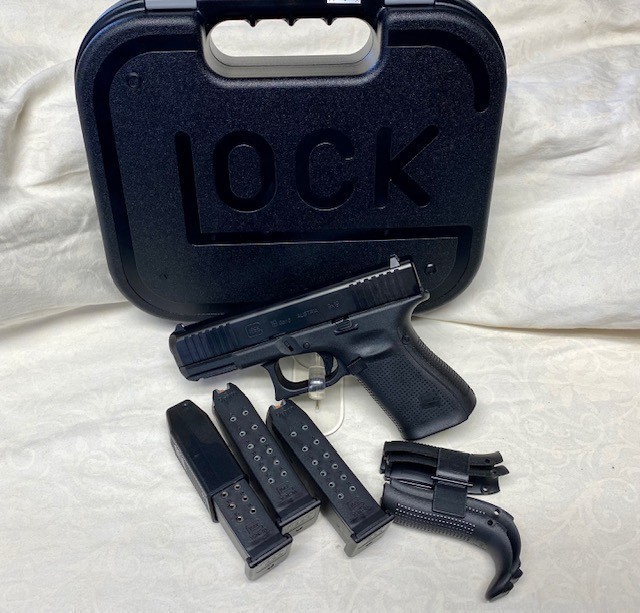 Glock 19 Gen 5 9mm NEW!-img-2