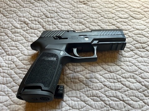 Sig Sauer P320 Carry 9mm-img-4