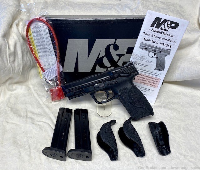 Smith & Wesson S&W M&P9 M2.0 9mm NEW! 11524-img-3