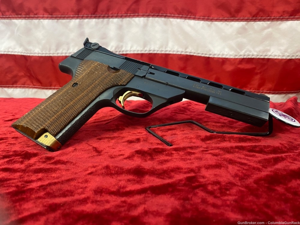 High Standard Victor 22 LR w/ 3 Magazines and Barrel Weight! -img-9