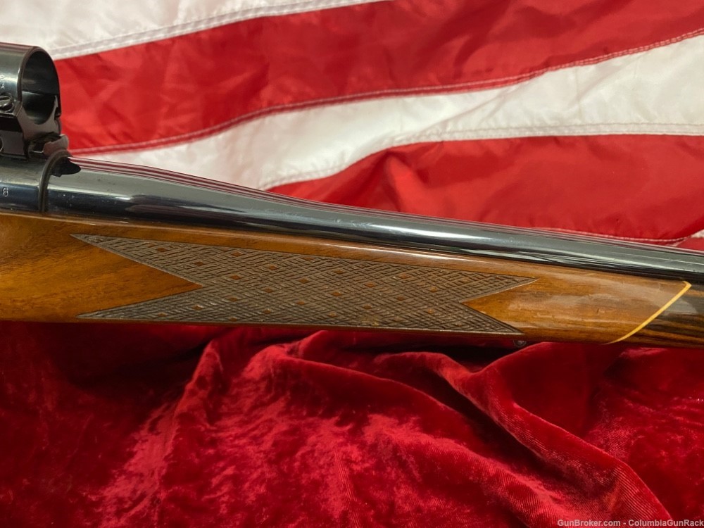 Weatherby Mark V Deluxe 300 Weatherby Magnum-img-35