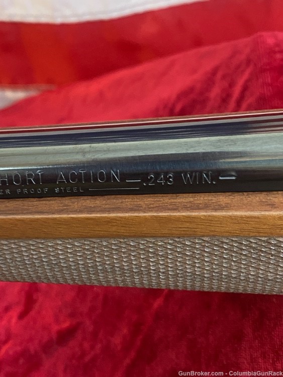 Winchester Model 70 XTR Featherweight Short Action 243 Win- Mint condition!-img-10