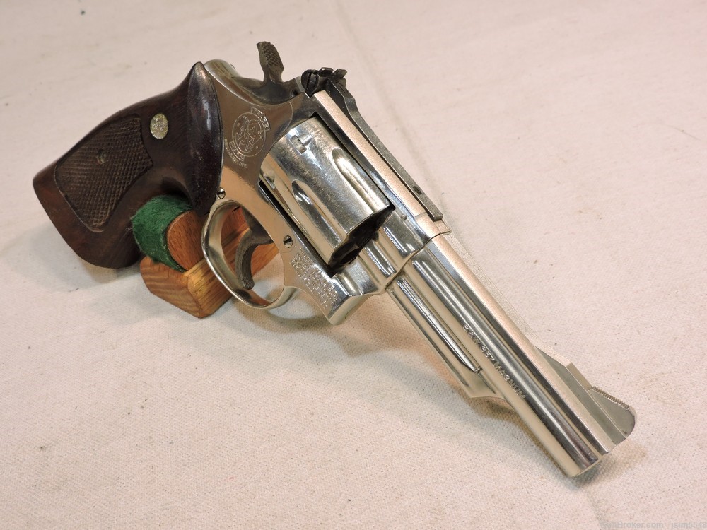 Smith & Wesson Model 19-4 .357 Magnum Double Action Nickel Revolver-img-7