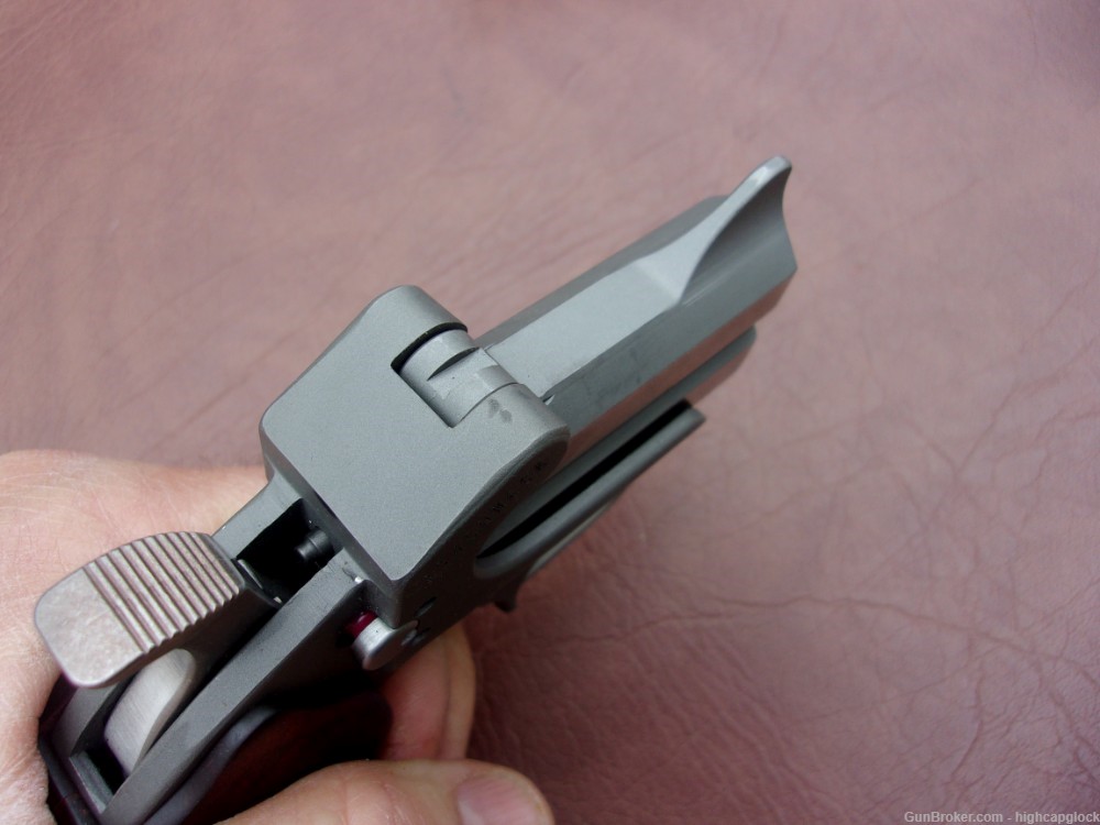 Bond Arms Roughneck 9mm & .357 Mag & .38 Spcl Stainless Derringer & Holster-img-9
