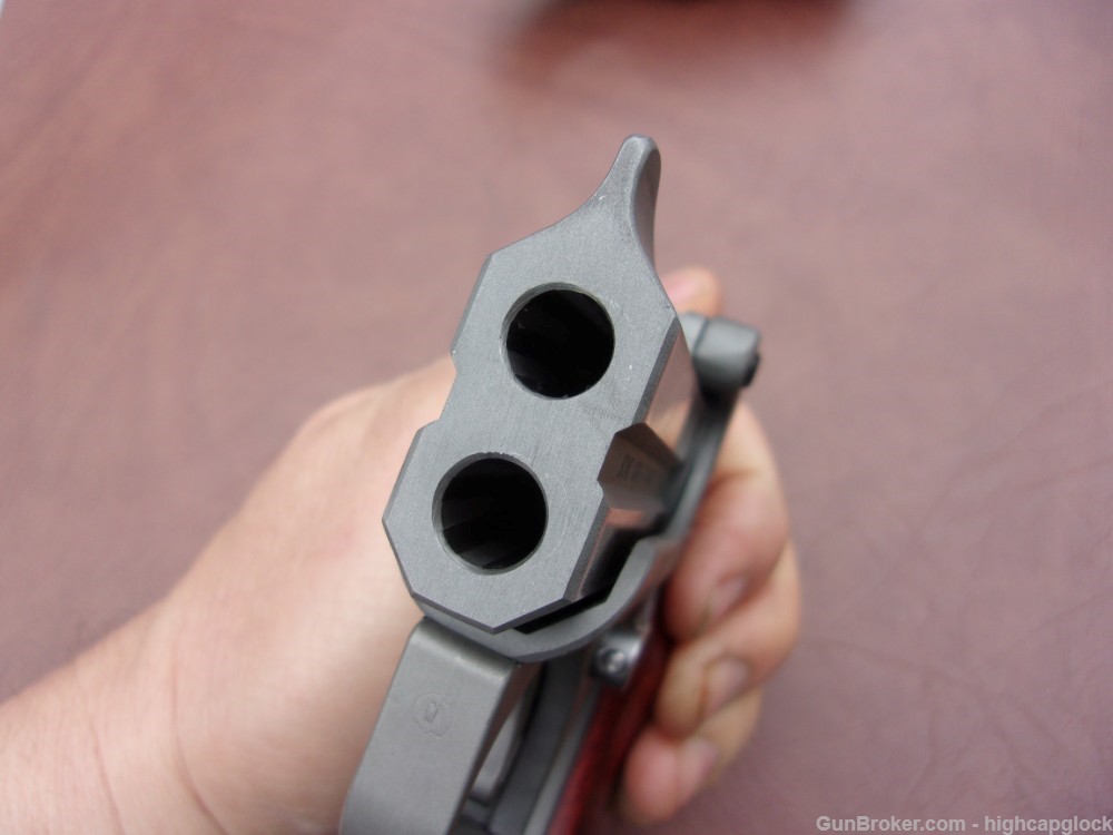 Bond Arms Roughneck 9mm & .357 Mag & .38 Spcl Stainless Derringer & Holster-img-12