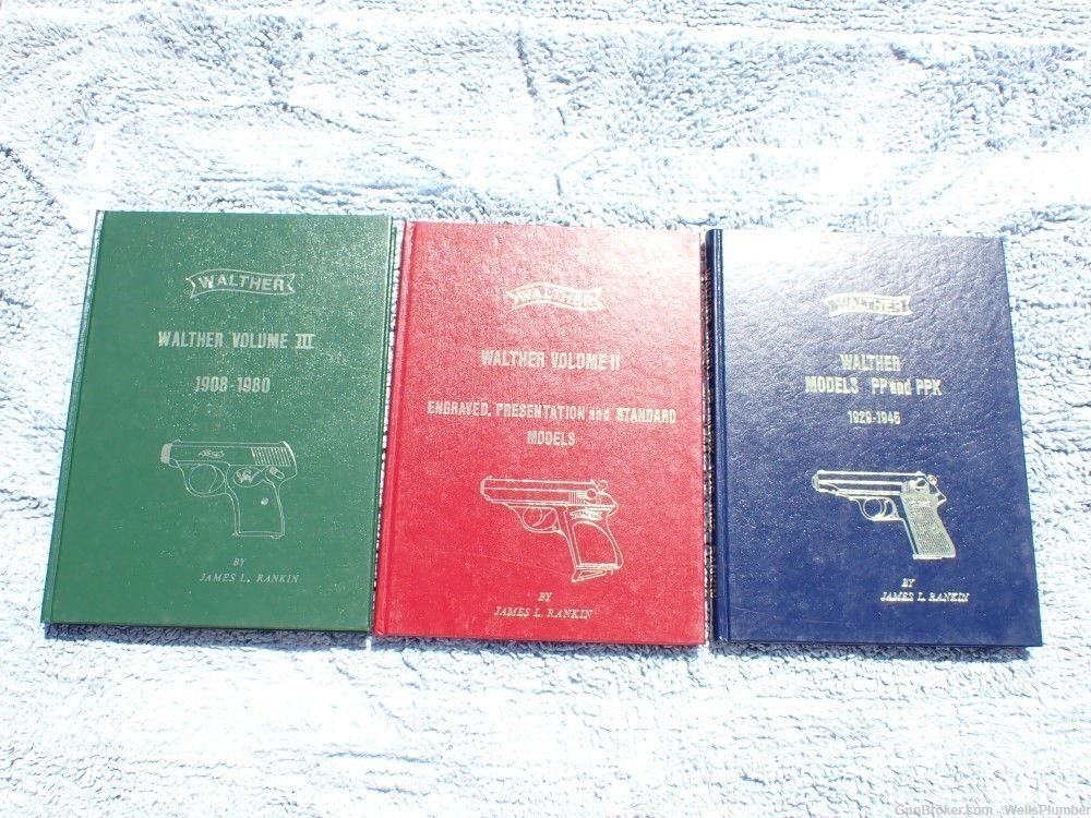 WALTHER PP & PPK REFERENCE BOOK WALTHER ENGRAVED & PRESENTATION REFER BOOK -img-0