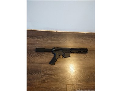 AR-15 pistol in 300 AAC Blackout