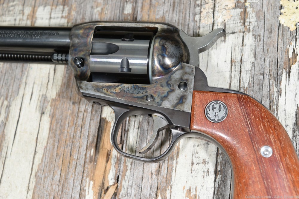 NIB Ruger Single-Six .32 H&R Magnum 4-1/2" Color Case Hardened & Blue 2002-img-3