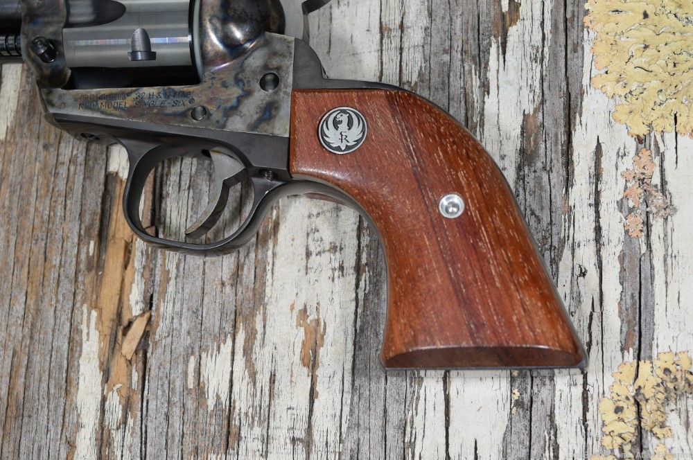 NIB Ruger Single-Six .32 H&R Magnum 4-1/2" Color Case Hardened & Blue 2002-img-2